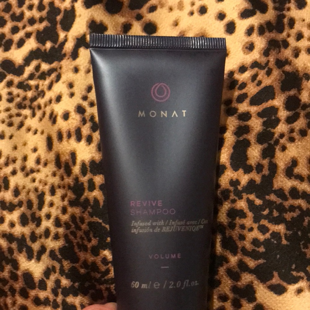 Monat Revive Shampoo